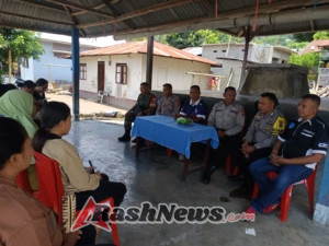 Masyarakat Onekore Terima Bibit dan Polybag, TNI AD Tegaskan Komitmen Kemanunggalan dengan Rakyat