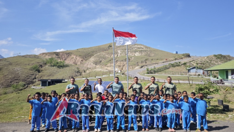 Tumbuhkan Kedekatan dengan Anak Sekolah, Pos Fohuk Gelar Jalan Sehat dan Snack Gratis