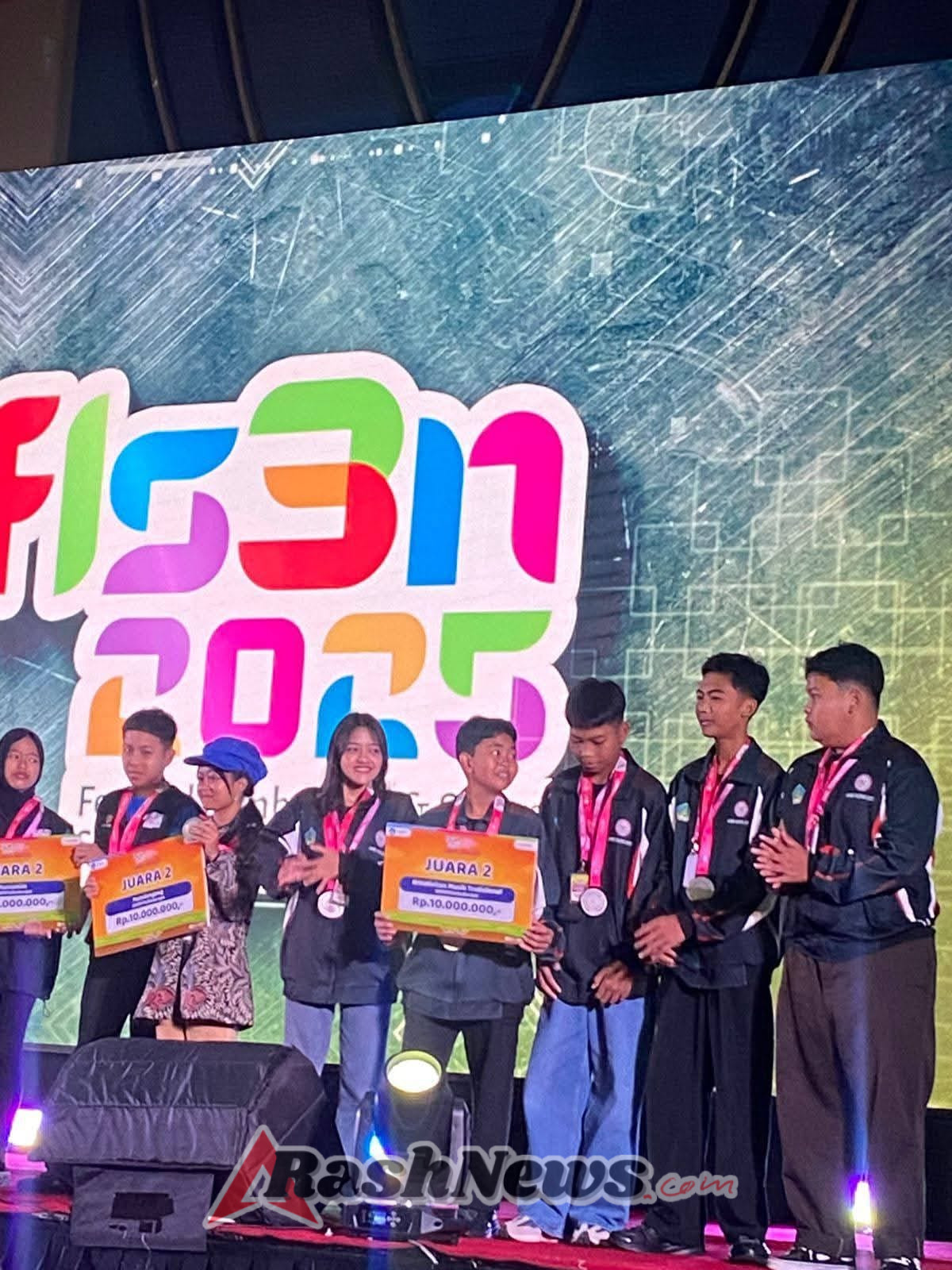 Pelajar Tabanan Raih Prestasi Nasional di FLS2N 2025, Bupati Sanjaya Bangga dan Apresiasi Capaian Siswa