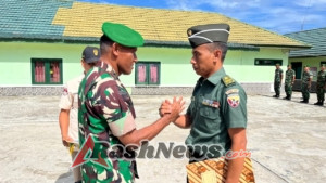 Dandim 1613/Sumba Barat Pimpin Acara Korp Raport Pindah Satuan Anggota Kodim
