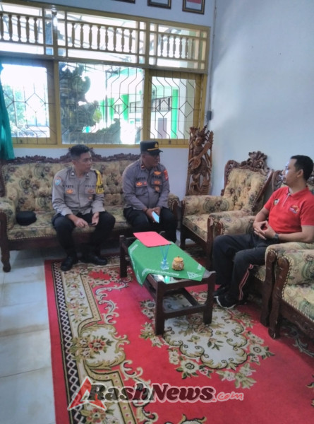 POLSEK TEMBUKU GELAR SOSIALISASI SPMB – KTB DI SMP NEGERI 1, 2, DAN 3 TEMBUKU