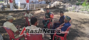 Babinsa Pulau Pura Gelar Komsos Bersama Sekcam dan Aparat Desa Bahas Isu Wilayah