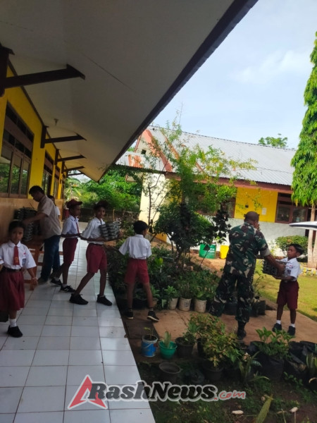 Sertu Delfi Amalo Kawal Distribusi 3.000 Porsi Makanan Bergizi Gratis untuk Siswa dan Ibu Menyusui