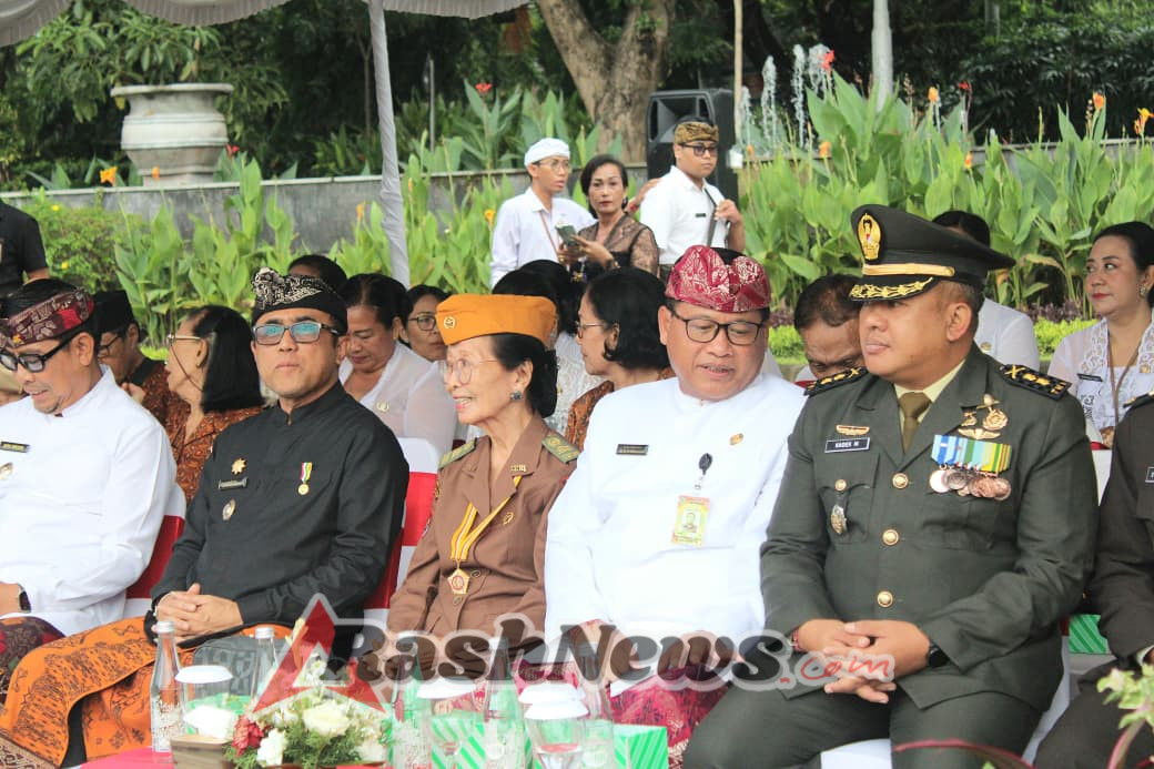 Kasdim 1611/Badung: Upacara Hari Pahlawan Tumbuhkan Semangat Cinta Tanah Air