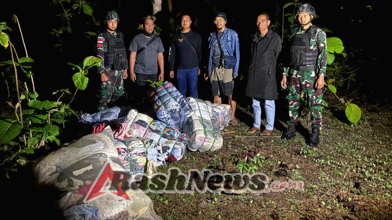 Satgas Pamtas Yonarmed 12 Kostrad Gagalkan Penyelundupan 25 Ball Press dari Timor Leste
