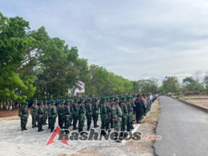 Kodim 1601/Sumba Timur Turut Peringati Hari Pahlawan di Lapangan Depan Kantor Bupati
