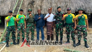 Satgas Pamtas Yonarmed 12 Kostrad Rawat Warisan Leluhur Lewat Renovasi Rumah Adat di Belu