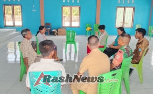 Babinsa Desa Oepuah Jalin Silaturahmi dan Imbau Warga Jaga Keamanan Wilayah