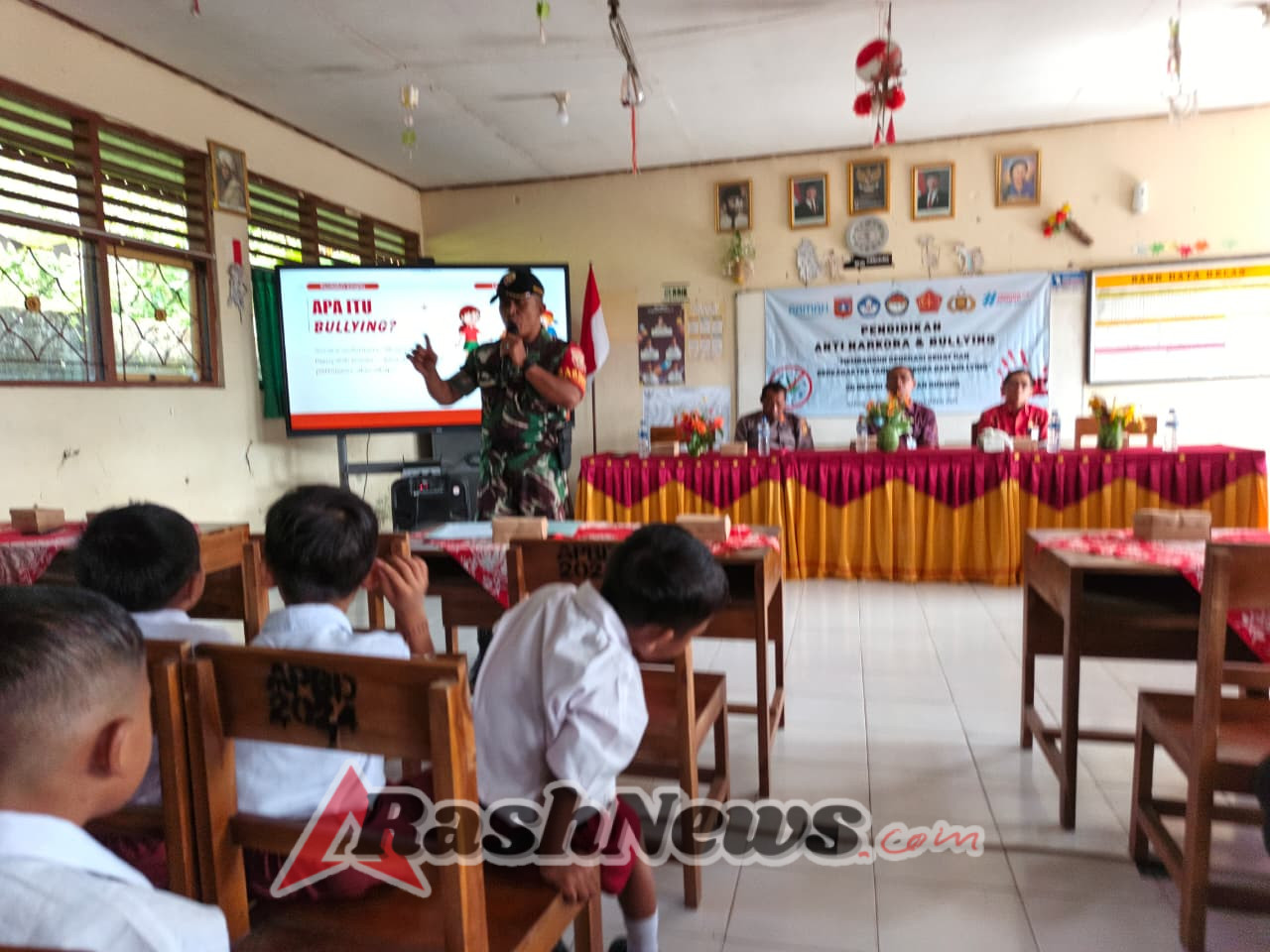 Cegah Bullying, Anggota Koramil Sidemen Laksanakan Kegiatan Babinsa Masuk Sekolah.