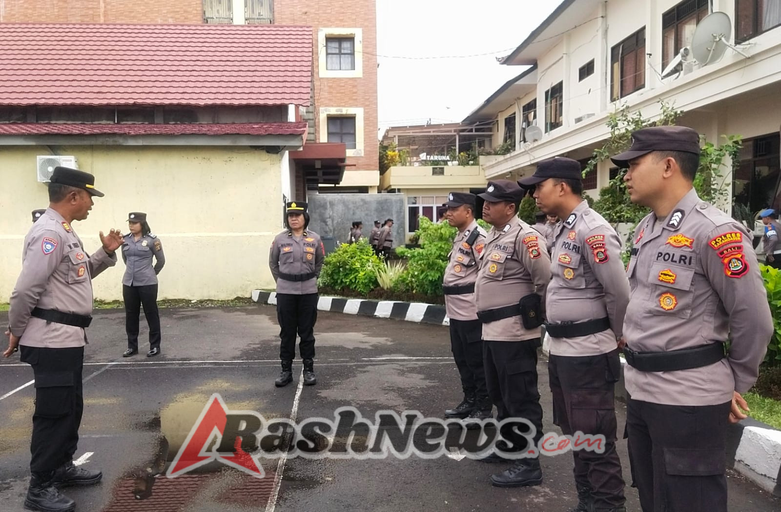 Kasat Binmas Polres Karangasem Pimpin Apel Fungsi sebagai bentuk evaluasi kinerja anggota