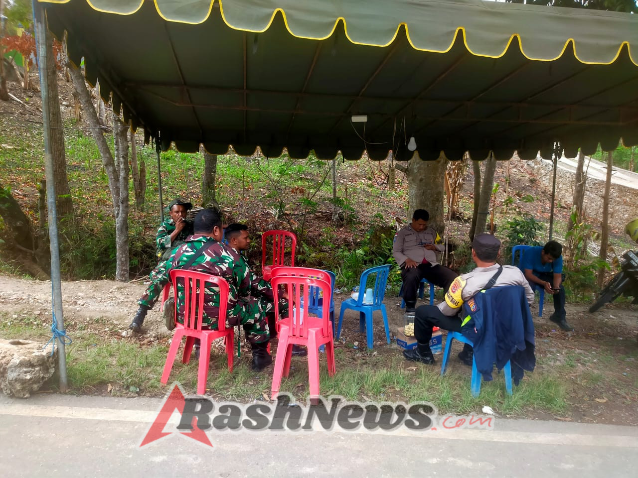 Sinergi TNI–Polri Amankan Kegiatan Konven II Kaum Bapak GMIT di Soe Timur