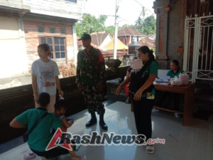 Babinsa Semarapura Kangin Tegaskan Posyandu  Balita Penting Untuk Tingkatkan Kualitas Anak Dan Cegah Stunting