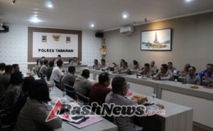 Kapolres Tabanan Pimpin Rapat Anev Kamtibmas, Bahas Evaluasi Gangguan Keamanan dan Kesiapan Pengamanan Akhir Tahun 2025