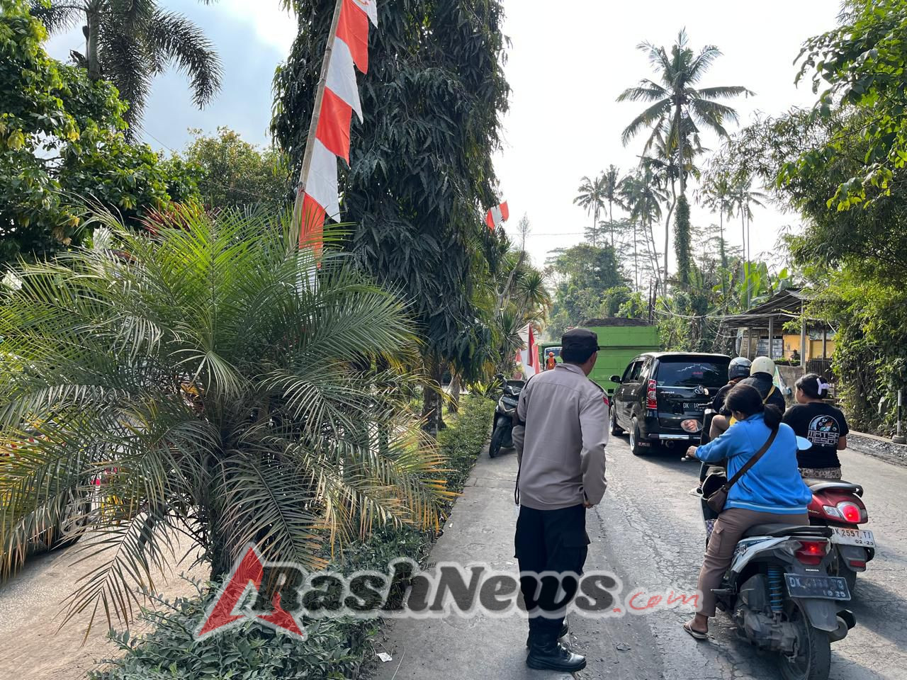 Polsek Selat Gelar Patroli untuk Jaga Keamanan Wilayah