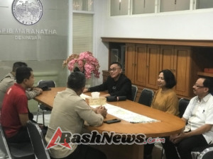 Jelang Natal dan Tahun Baru, Kapolsek Dentim Perkuat Koordinasi Pengamanan dengan Pihak Gereja