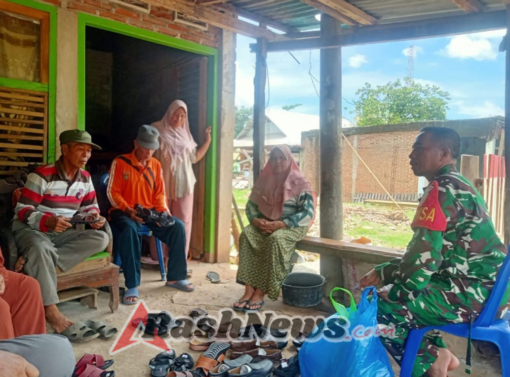 Sertu A. Wahid Ingatkan Warga Lere Waspada Banjir dan Longsor Saat Musim Penghujan