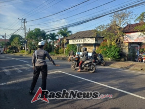 Melayani sepenuh hati polri hadir di pagi hari  guna Ciptakan Kamseltibcarlantas yang aman, nyaman dan kondusif