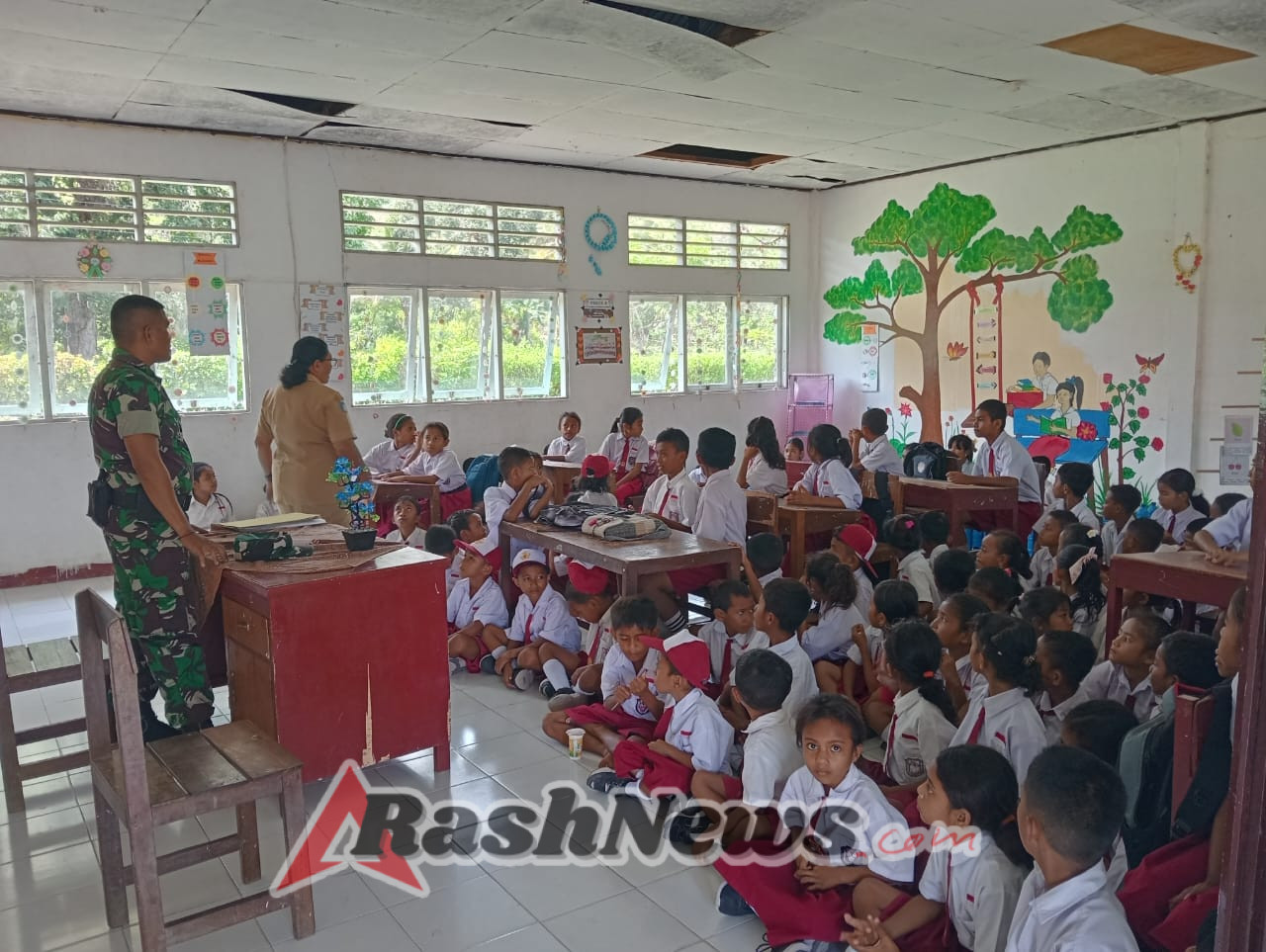 SDI Niranusa Sambut Kegiatan Edukasi Anti-Bullying dari Babinsa Koramil 1602-04/Maurole