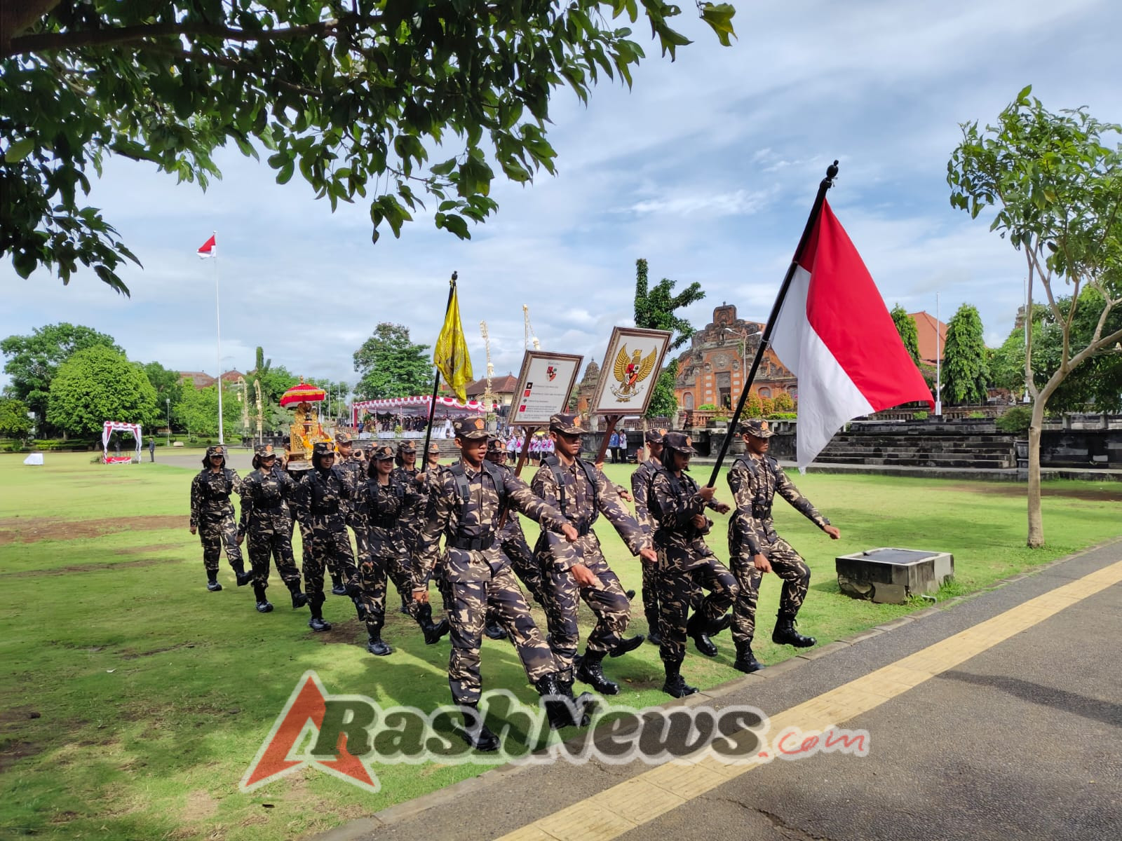 Upacara Serah Terima Panji Dan Surat Sakti Pahlawan Nasional I Gusti Ngurah Rai, Kasdim Klungkung; Mari Bersatu Isi Kemerdekaan Dengan Hal Positif Sesuai Tupoksi Dan Profesi