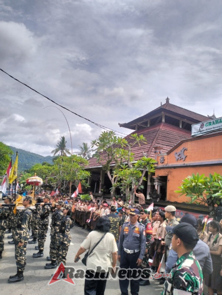 Panji Dan Surat Sakti I Gusti Ngurah Rai Diarak Di Klungkung, Kodim Klungkung Terjunkan Personel Beri Pengawalan