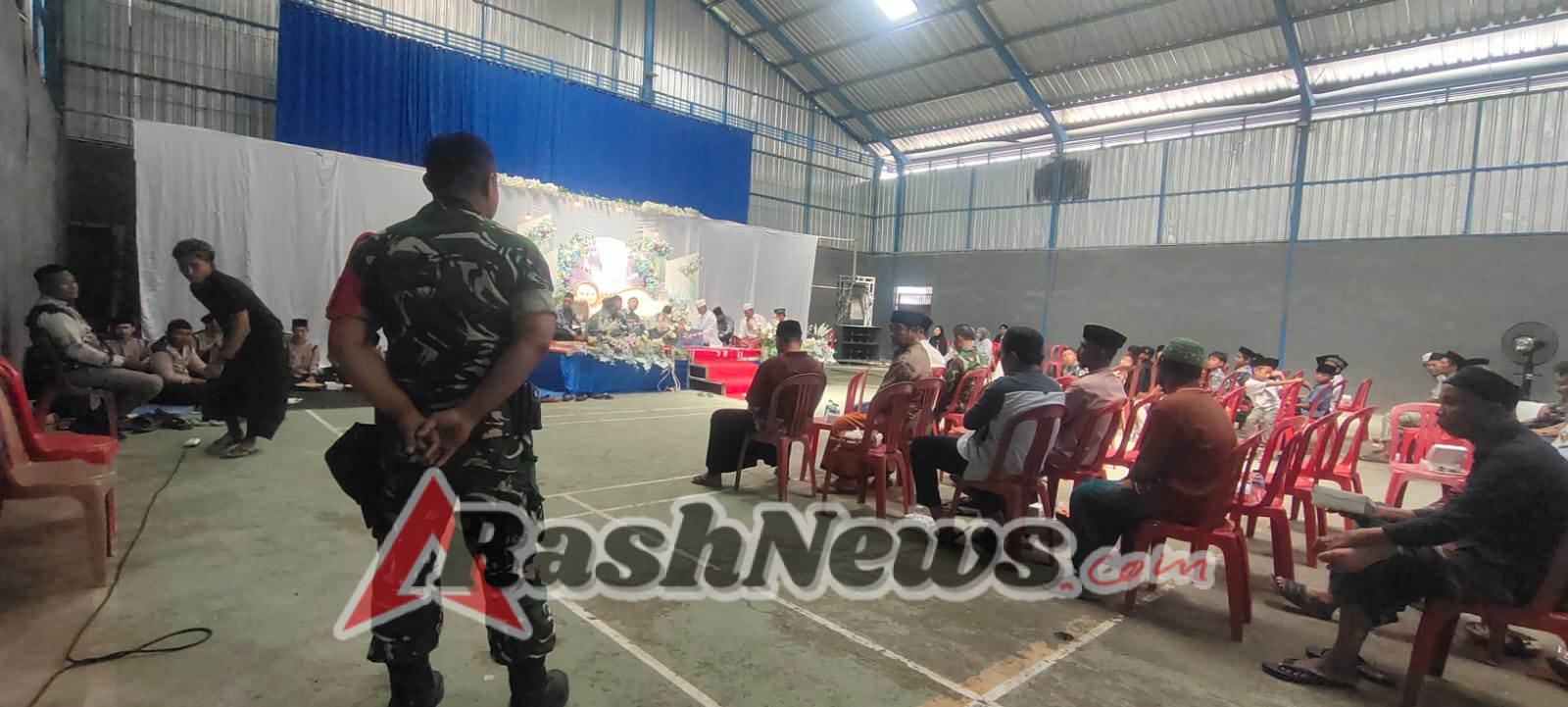 Manunggal Dan Merakyat, Danramil Nusa Penida  Hadiri Pernikahan Warga Di Desa Kampung Toye Pakeh