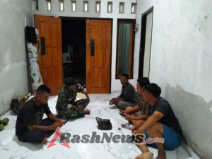 Babinsa Koramil Jereweh Perkuat Keamanan Wilayah Lewat Patroli Malam Berkelanjutan