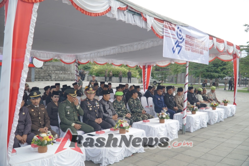 Kapolres Bangli Hadiri Upacara Serah Terima Petaka, Panji-Panji, dan Surat Sakti Gusti Ngurah Rai: Menggelorakan Semangat Kepahlawanan di Alun-Alun Kota Bangli
