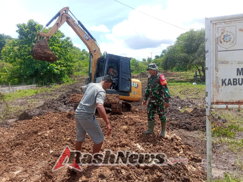 Babinsa Desa Belao Aktif Awasi Pembangunan Koperasi, Dorong Pemberdayaan Ekonomi Warga