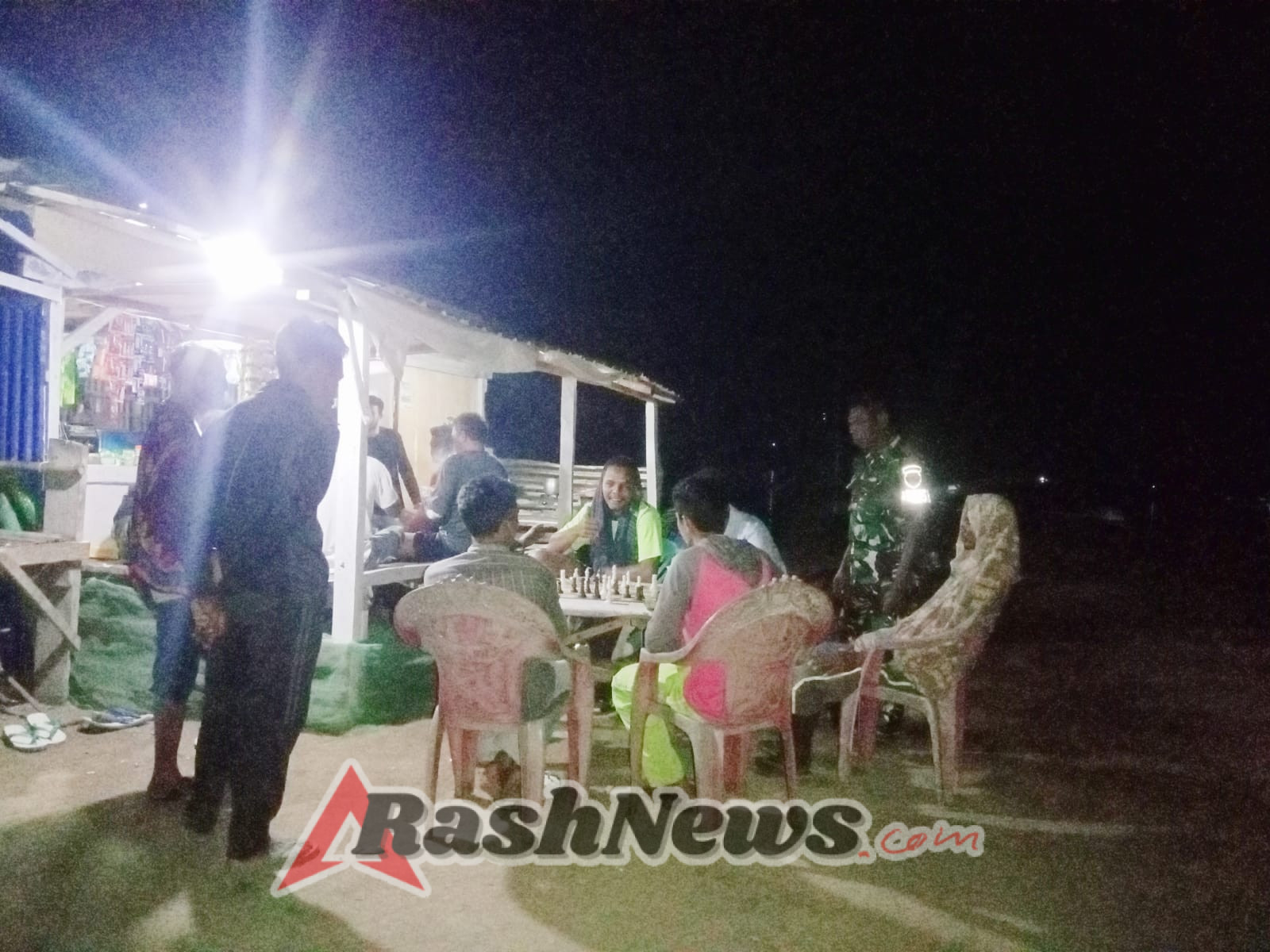 Sertu Darwis Ajak Warga Hindari Judi, Narkoba, dan Minuman Keras