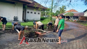 Pawas Polsek Marga Pimpin Anggota Gotong Royong