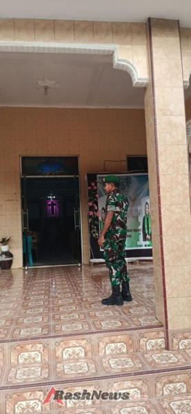 Babinsa Ba’a Pratu Jufen Taloim Amankan Ibadat Minggu di Gereja Efata Lekioen