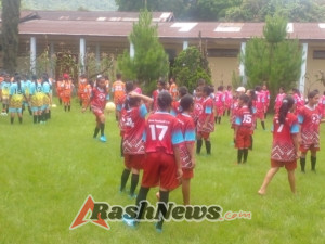 Babinsa Koramil 1612-01/Ruteng Hadiri Kegiatan Girls Football 3.0 di Aula Effata Ruteng