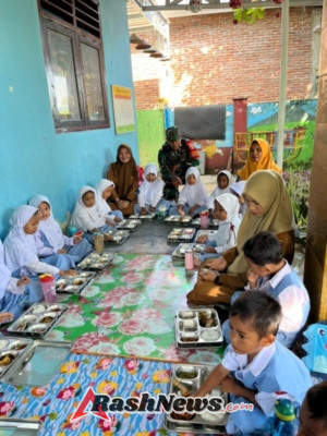 Koramil 1628-01 Taliwang Pastikan Program MBG di SDN Sermong Tepat Waktu dan Aman