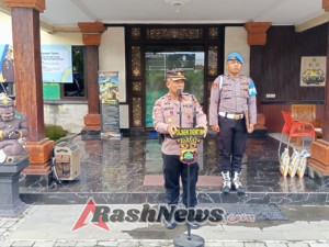 Jelang Hari Raya, Kapolsek Dentim Instruksikan Tingkatkan Kesiapsiagaan dan Gelar Patroli Pasar