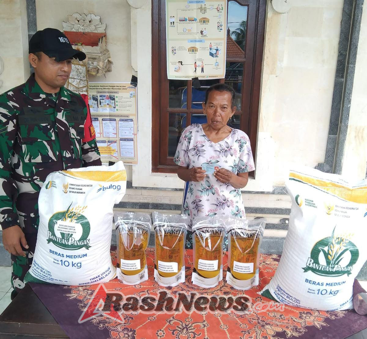 Babinsa Selisihan Kawal Ketat Distribusi Bantuan Pangan, Wujud Konsistensi TNI Tingkatkan Kesejahteraan Masyarakat