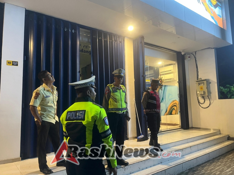 Patroli Polsek Rendang  , Pantau Situasi Wilayah Malam Hari Cegah Gangguan Keamanan