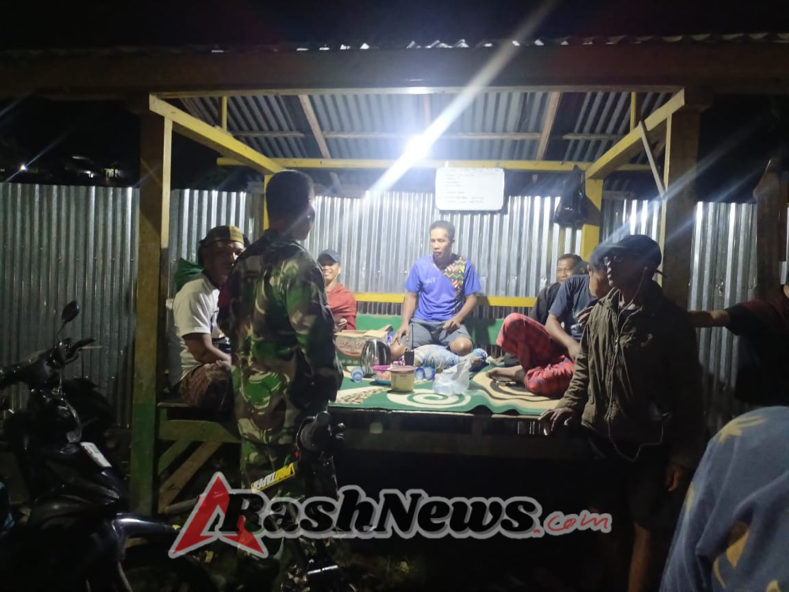 Babinsa Dorotangga Gelar Ronda Malam Bersama Warga Jaga Keamanan Lingkungan