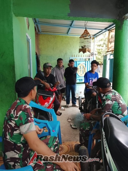 “Komsos Babinsa Madapangga Tegaskan Pentingnya Silaturahmi dan Musyawarah”