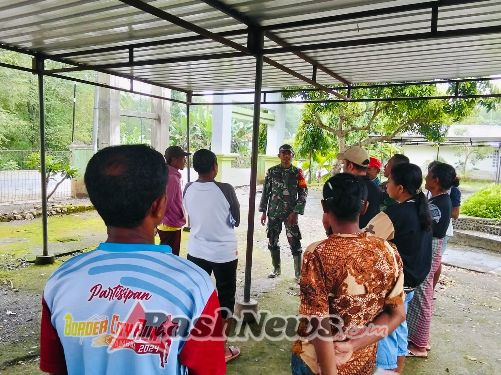 Warga Apresiasi Komsos Babinsa Miobar yang Bahas Stabilitas Keamanan Desa