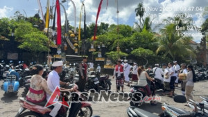 Sat Samapta Polres Tabanan Gelar Patroli Dialogis Berbasis Lingkungan di Area Pura dan Pasar Kota