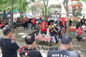 Bupati Serahkan Hadiah Lomba Perkutut Antar OPD, Warnai Perayaan HUT ke-532 Kota Singasana