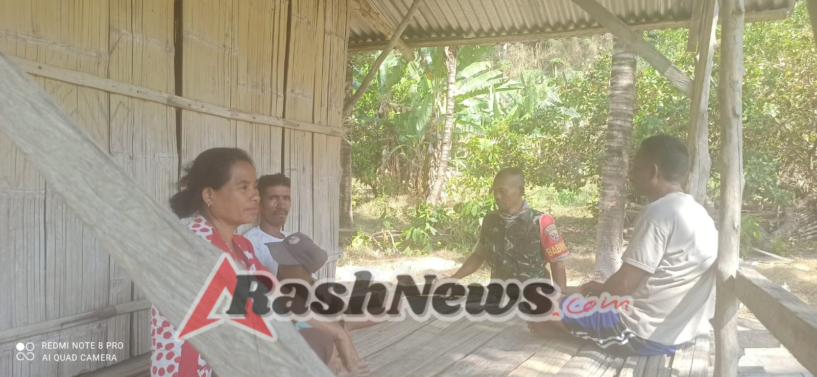 TNI AD Hadir di Tengah Warga, Babinsa Gelar Komsos dan Pamwil di Desa Liselande