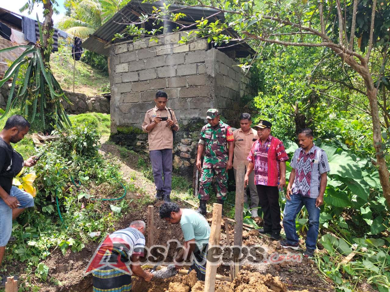 Babinsa Serka Piter Kase Aktif Dalam Kegiatan Komsos dan Pamwil di Desa Jamokeasa