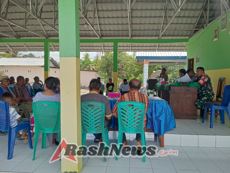 Sertu Alexander Laimeheriwa Babinsa Desa Besikama Koramil Biudukfoho Hadiri Musrenbangdes