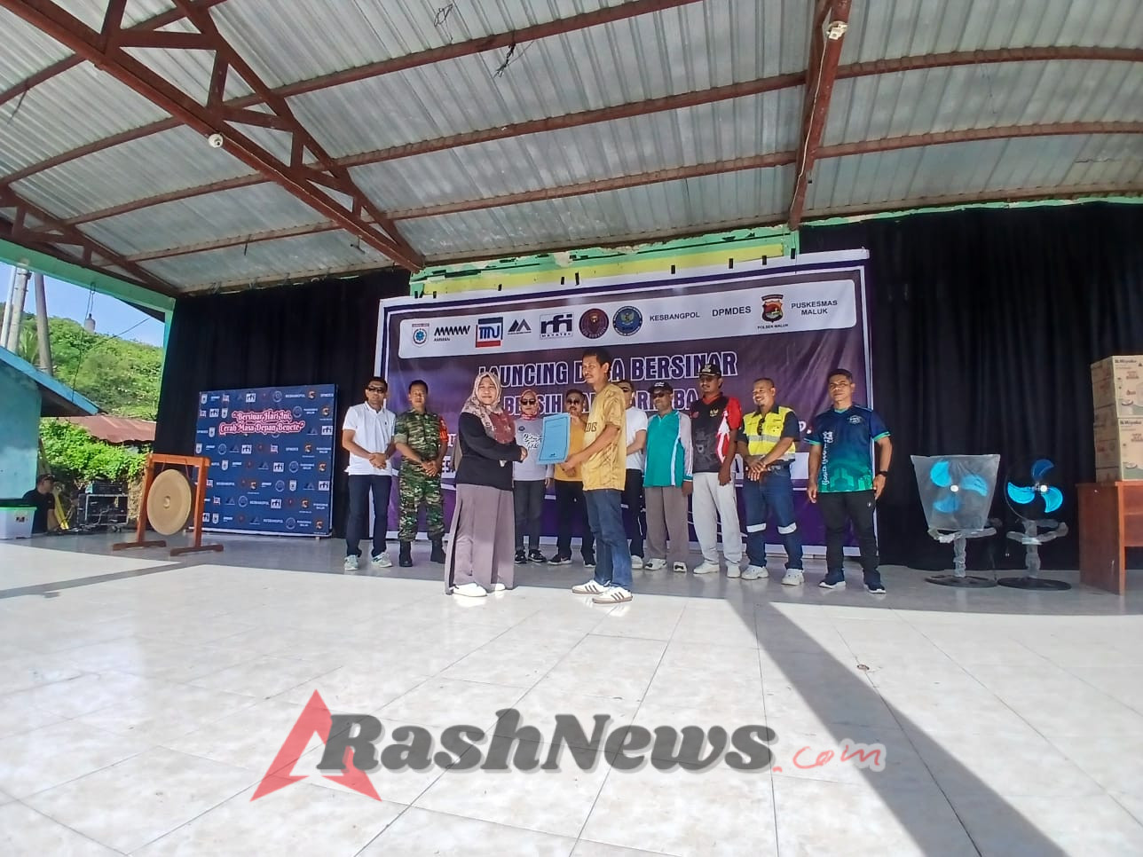 Pencanangan Desa Bersinar: Babinsa Mantun, Pasir Putih, dan Bukit Damai Hadiri Kegiatan di Benete