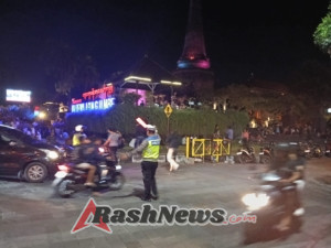 Unit Lantas Polsek Klungkung Antisipasi Kepadatan Pengunjung Monumen Puputan Saat Libur Galungan