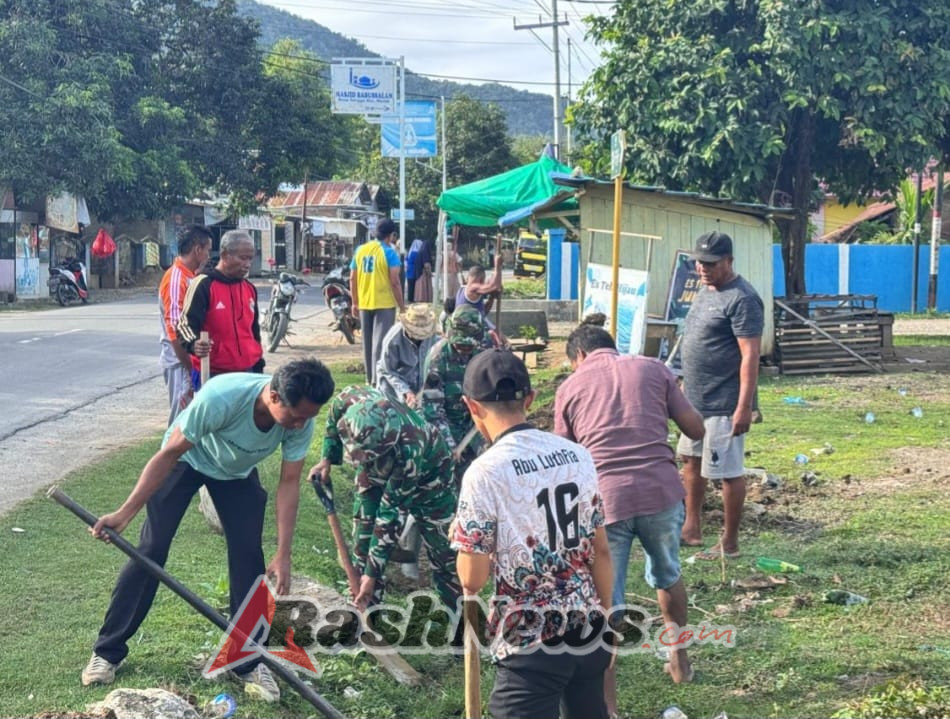 Karya Bakti Koramil 07/Monta Berjalan Aman dan Maksimal di Desa Tangga