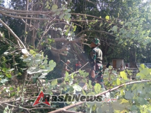 70 Warga Desa Goa Turut Serta dalam Gotong Royong Bersama Babinsa dan Aparat Desa