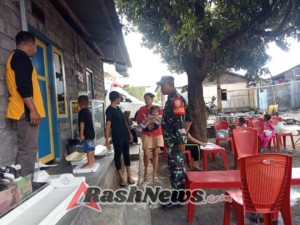 Babinsa Ende Tingkatkan Kenyamanan Masyarakat Saat Posyandu, Balita Mendapat Perhatian Maksimal