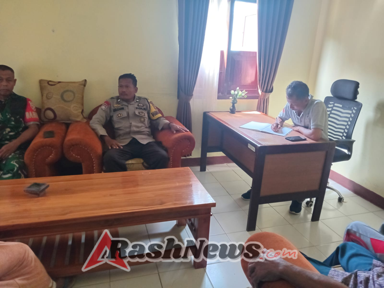 Kejadian Hewan Ternak Rusak Sawah Diselesaikan Secara Kekeluargaan Berkat Peran Babinsa